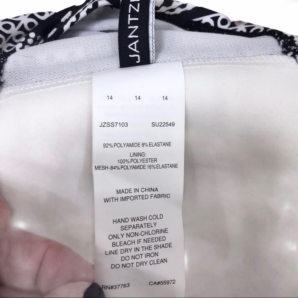 Jantzen Dahlias Garden Bandeau Bikini Top Size 14 Black White Swim Top JZSS7103 - Picture 6 of 8